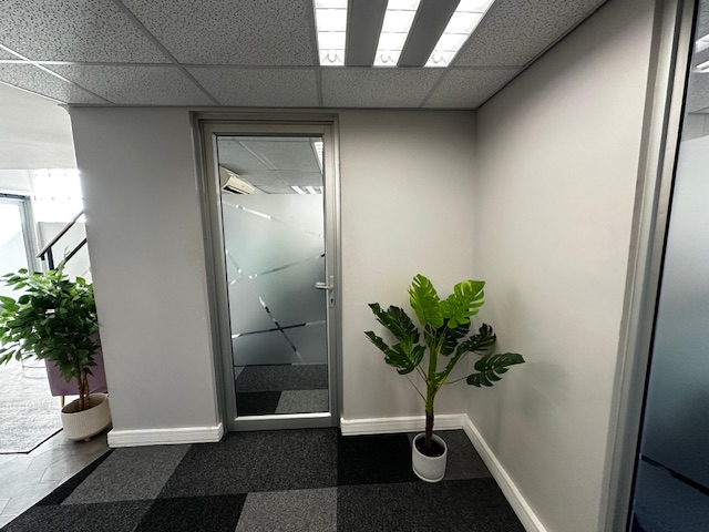 To Let Commercial Property for Rent in Woodstock Western Cape